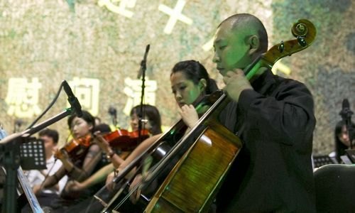 “真情頌黨恩,喜迎十八大” 惠州學院交響樂團為駐惠部隊帶去音樂盛宴