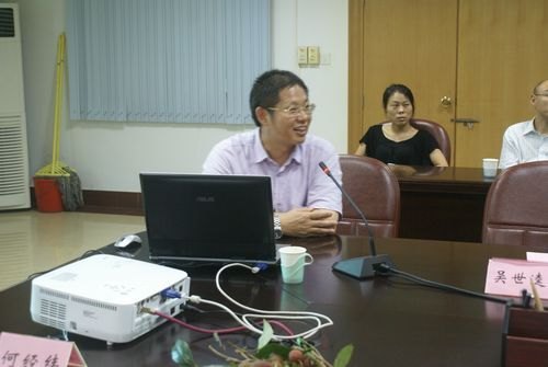華南理工大學賈德民教授一行來校指導交流