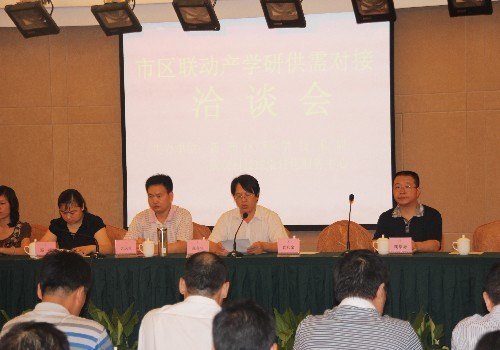 湖北工業大學參加市區聯動產學研供需對接洽淡會
