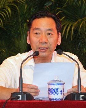 重溫黨史催奮進 創(chuàng)先爭優(yōu)促發(fā)展---常州工學院隆重舉行慶祝中國共產(chǎn)黨成立91周年暨創(chuàng)先爭優(yōu)活動表彰大會