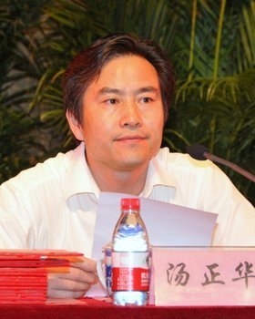 重溫黨史催奮進 創(chuàng)先爭優(yōu)促發(fā)展---常州工學院隆重舉行慶祝中國共產(chǎn)黨成立91周年暨創(chuàng)先爭優(yōu)活動表彰大會