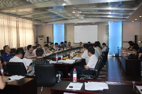 湖北工業大學召開學術委員會2012年度第一次全體會議