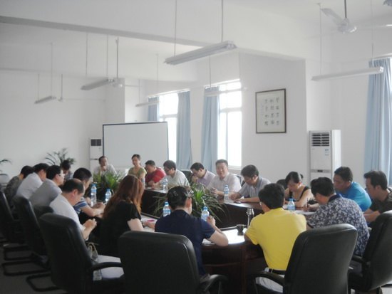 學(xué)校縉云校區(qū)召開院系運(yùn)行管理溝通會