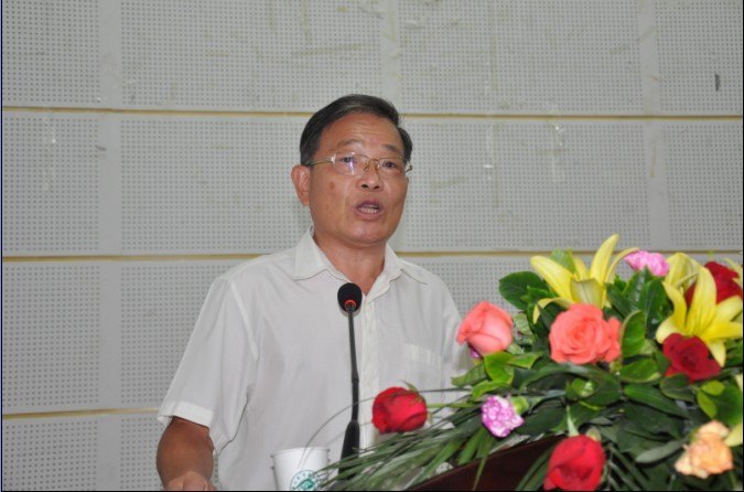 學院隆重召開2011-2012學年總結(jié)暨表彰大會