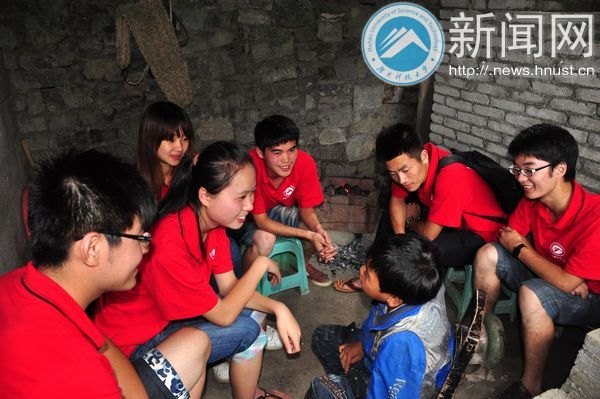 阿弓鎮(zhèn)大學(xué)生志愿服務(wù)活動圓滿結(jié)束