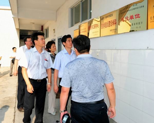 余紅勝張麗娟等市領導調研科技創新工作