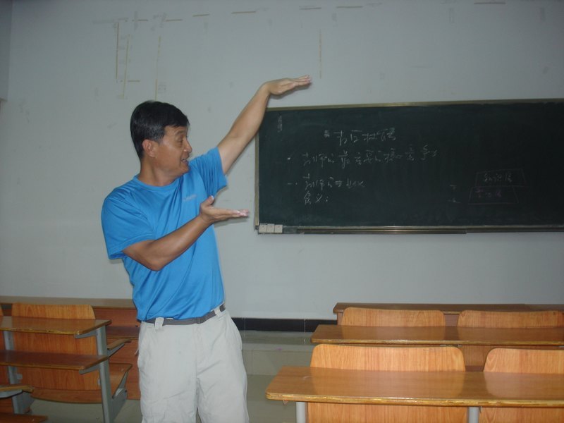 “商院公益”培訓(xùn)系列報(bào)道之四:中小學(xué)體育教師的培養(yǎng)和教學(xué)技能的理論與實(shí)踐