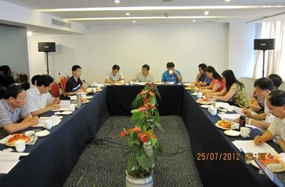 信息學院青年教師“走出校園”提升行業服務能力