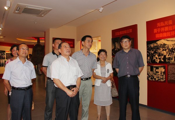 皖西學(xué)院組織黨員干部參加黨風(fēng)廉政警示教育展活動(dòng)