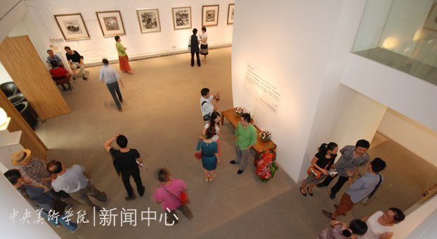 照面:王書杰山水小品展在798藝術(shù)區(qū)開幕