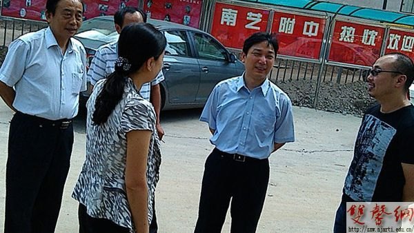 附中新生報到工作圓滿結束 副院長張策華親臨指導