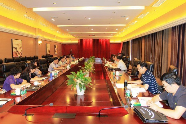 學校召開2012年暑期研討會