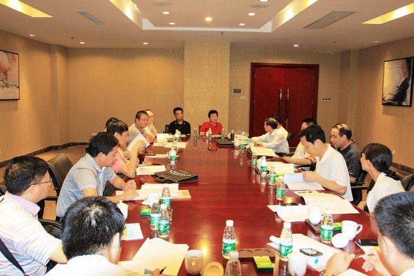 學校召開2012年暑期研討會
