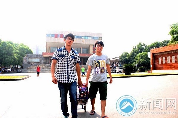 眾生皆為開學(xué)忙