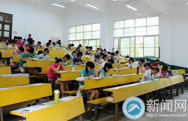 眾生皆為開學(xué)忙