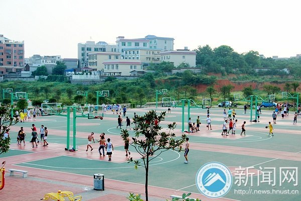 眾生皆為開學(xué)忙