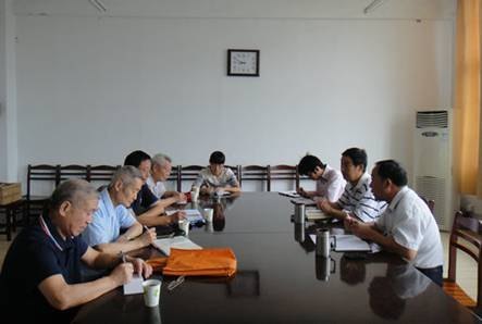 (圖文)校關(guān)工委到安徽工業(yè)大學(xué)工商學(xué)院訪談工作