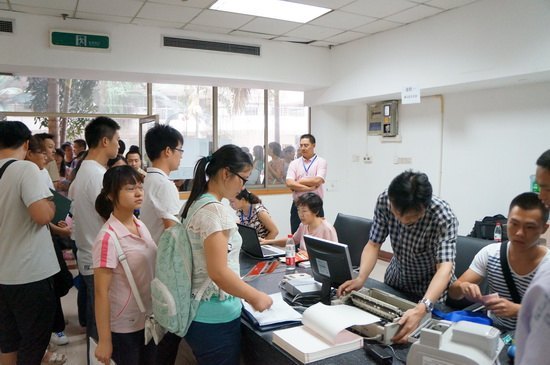 重慶醫科大學2012級研究生迎新報到工作圓滿完成