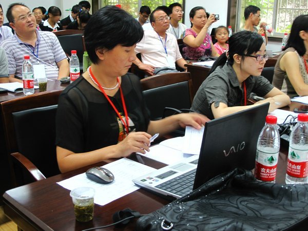 第六屆全國大學生化工設計競賽華中賽區決賽在武漢工程大學舉行