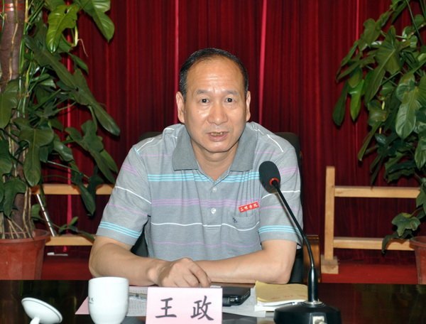 三明學(xué)院召開2012年新教師座談會