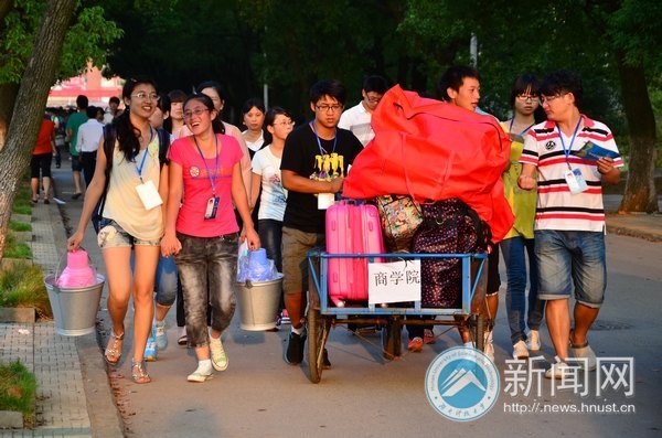 湖南科技大學迎新工作全面展開