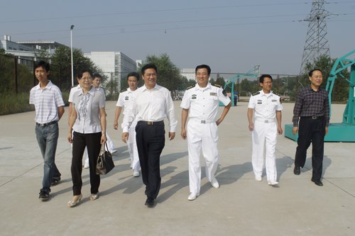 燕山大學(xué)里仁學(xué)院2012級新生軍訓(xùn)圓滿結(jié)束