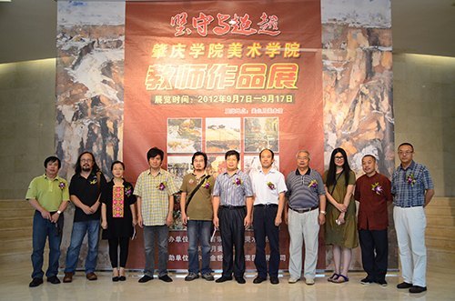 美術學院教師在深圳辦展獲好評