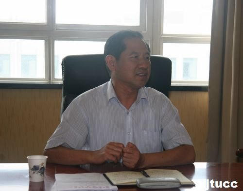 西安交大工作組到城市學(xué)院檢查指導(dǎo)基層黨組織晉位升級工作