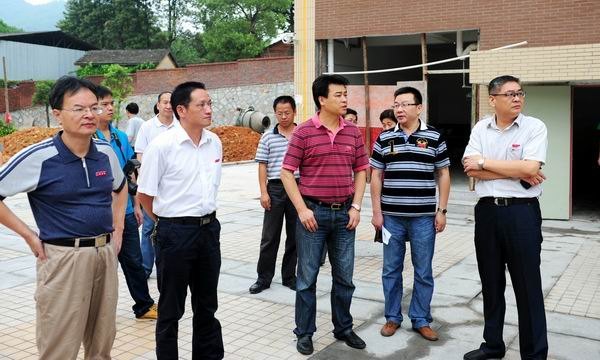 校領導檢查指導迎新準備工作