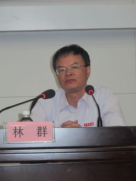 校領導參加物理與機電工程學院新生開學典禮