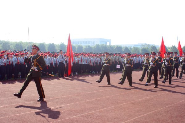 學校隆重舉行2012級新生開學典禮暨軍訓動員大會