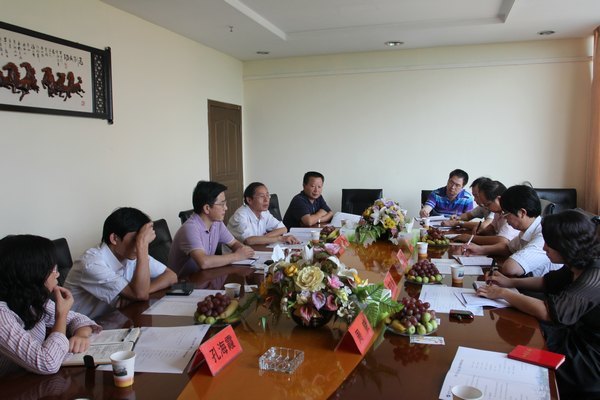 湖北工業(yè)大學(xué)李冬生副校長一行到武漢工程大學(xué)調(diào)研