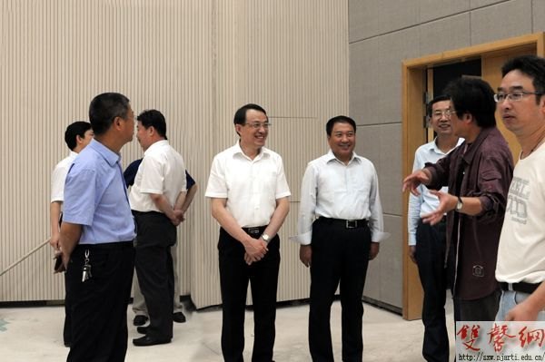 省教育廳廳長沈健一行蒞臨南京藝術學院視察調研