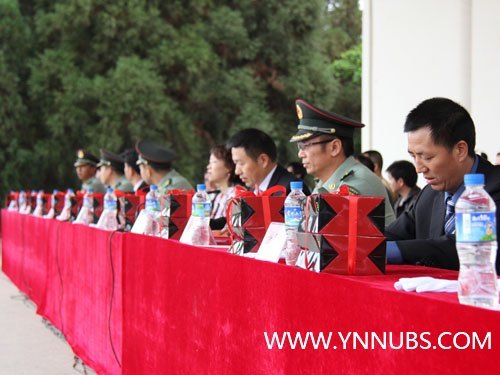 云南師范大學(xué)商學(xué)院舉行2012級(jí)新生軍訓(xùn)匯報(bào)表演暨開學(xué)典禮儀式