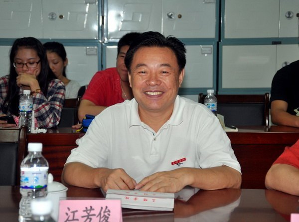 省戲劇專家熱評原創(chuàng)校園劇《上大學》