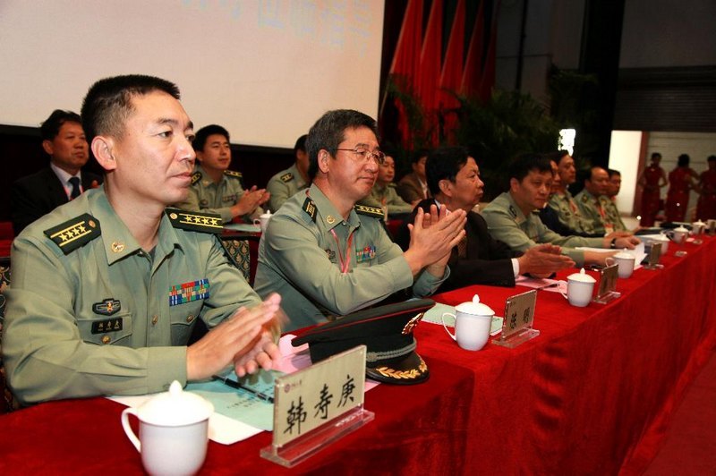 中北大學與北京軍區簽約培養國防生十周年總結交流活動舉辦