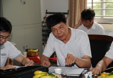 學(xué)校召開二級院(系、部)貫徹落實黨風(fēng)廉政建設(shè)制度現(xiàn)場會