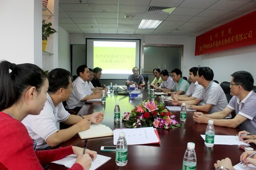 惠州學(xué)院與世紀五豐農(nóng)業(yè)生物技術(shù)有限公司簽訂合作協(xié)議