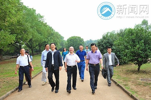 教育部思想政治工作司司長馮剛蒞臨湖南科技大學指導工作