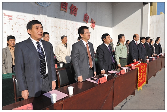 晉中學(xué)院2012級(jí)新生軍訓(xùn)匯演暨開學(xué)典禮在北院體育場隆重舉行