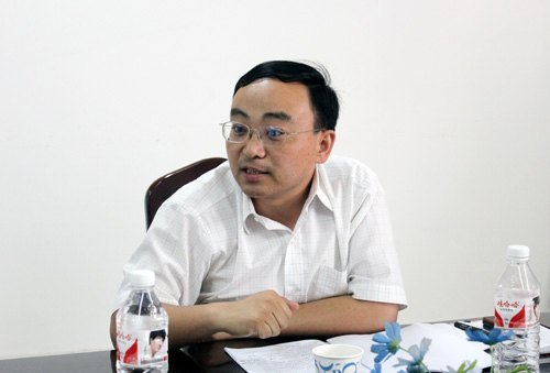 劉力書記、李仰智副院長到新聞傳播學院調(diào)研