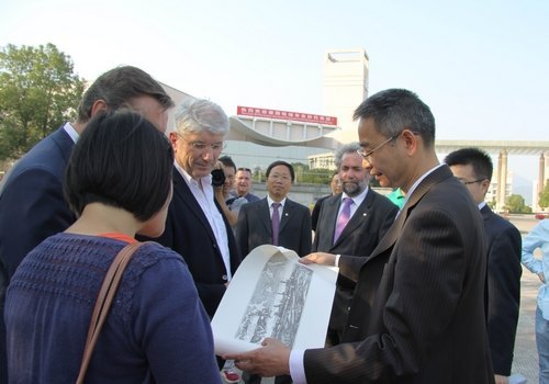 德國哈瑙市友好代表團訪問臺州學院