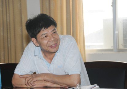 學校紀委組織2012年新任處級、科級輔導員進行集體廉政談話