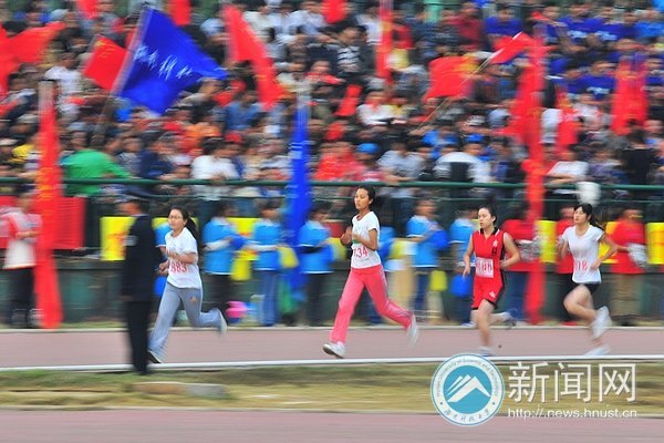 【賽事直通車】奔跑著的無畏1500米