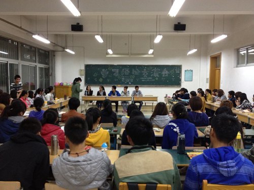 文法外語系舉辦學習經驗交流會
