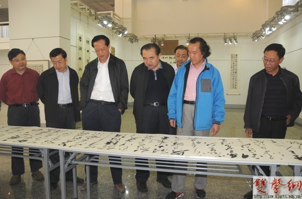 南藝九碩士書法聯(lián)展向百年校慶獻(xiàn)禮