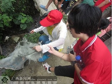 2013年全國綠色長征暑期實踐活動收獲多