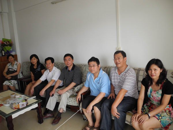 外國語學院領導教師節慰問教師