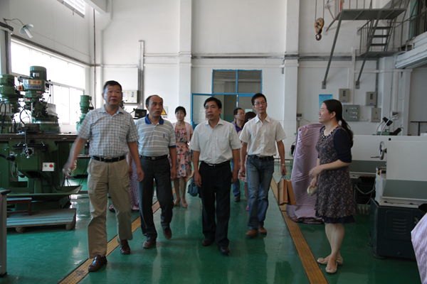 副院長張建軍一行赴廣東等地高校考察學習