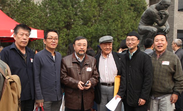 實(shí)驗(yàn)藝術(shù)系老校友溫馨座談 共慶團(tuán)圓